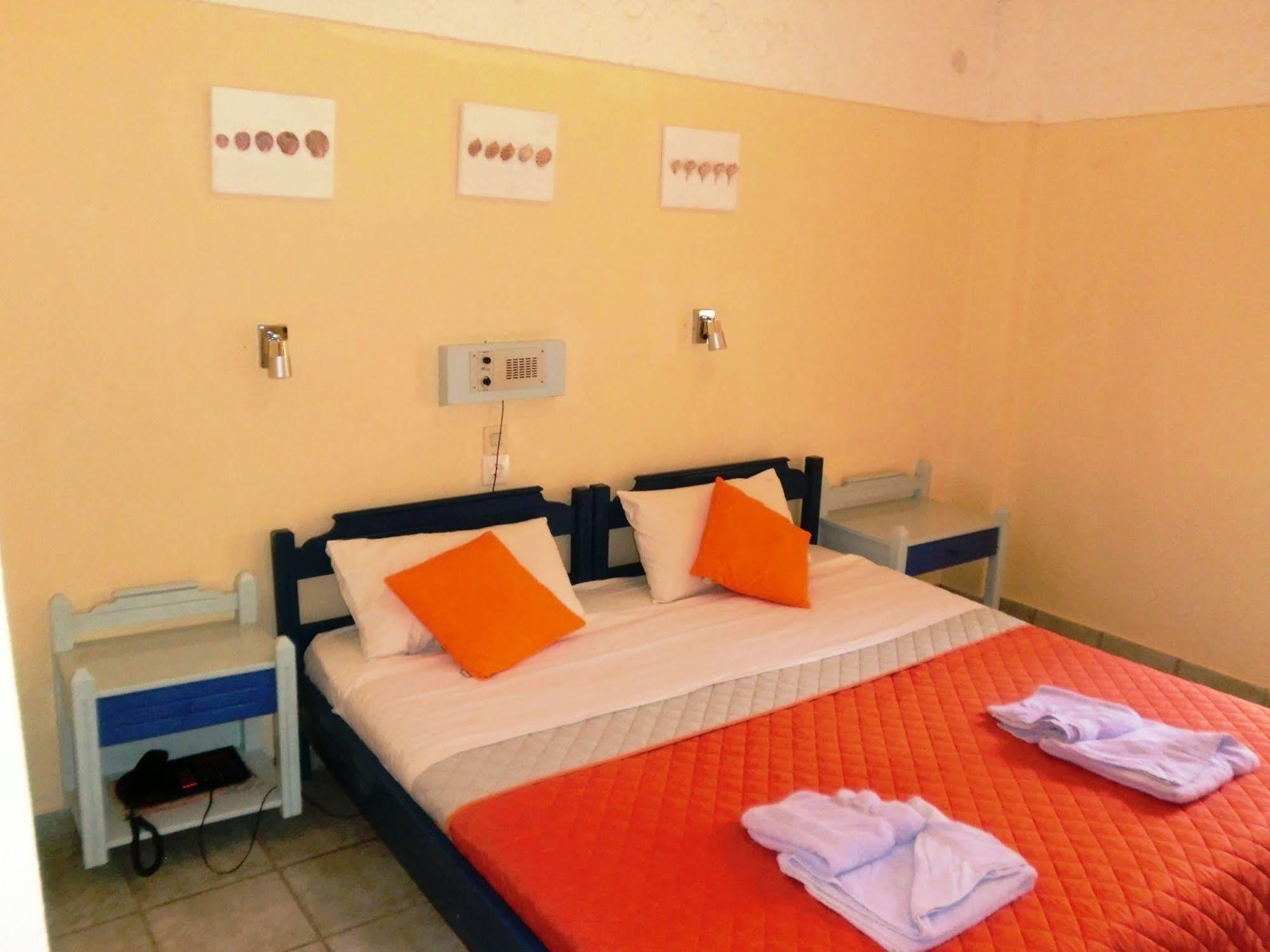 Hotel Neos Matala Exterior foto