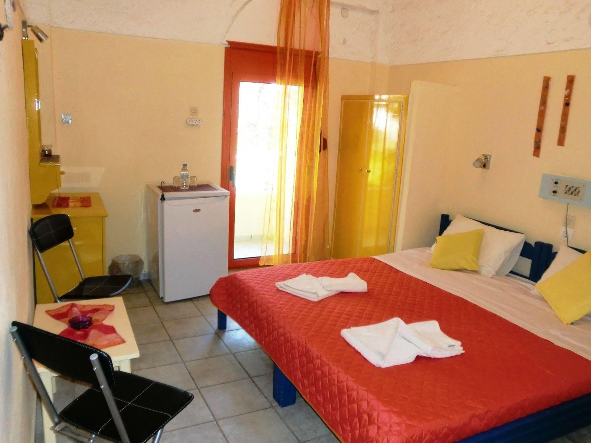 Hotel Neos Matala Exterior foto